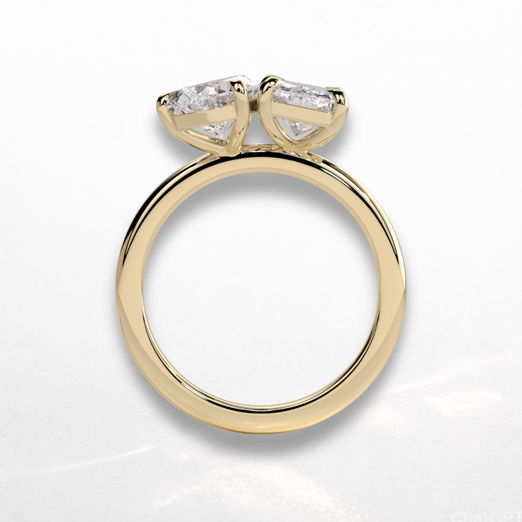 Pear Radiant Toi et Moi Ring