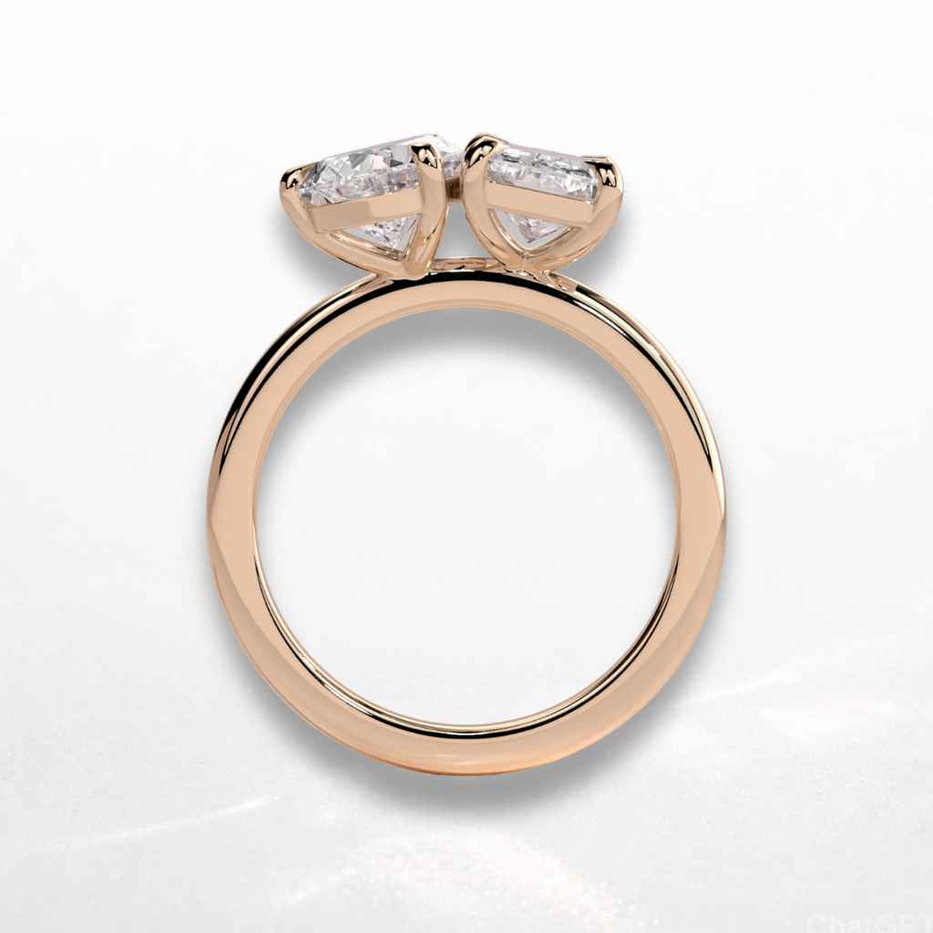 Pear Radiant Toi et Moi Ring